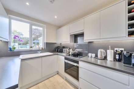 Larkway, Brickhill, Image 5