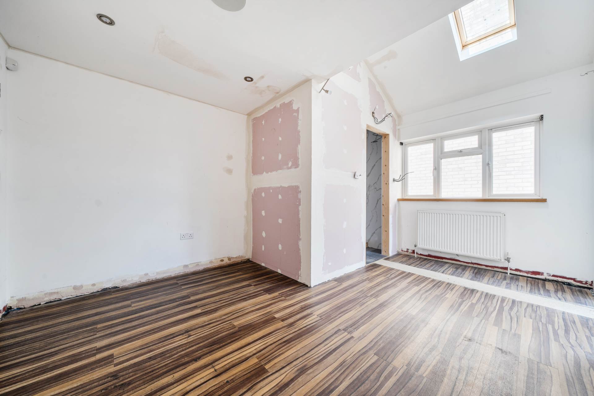 Tyne Crescent, Bedford, Image 13
