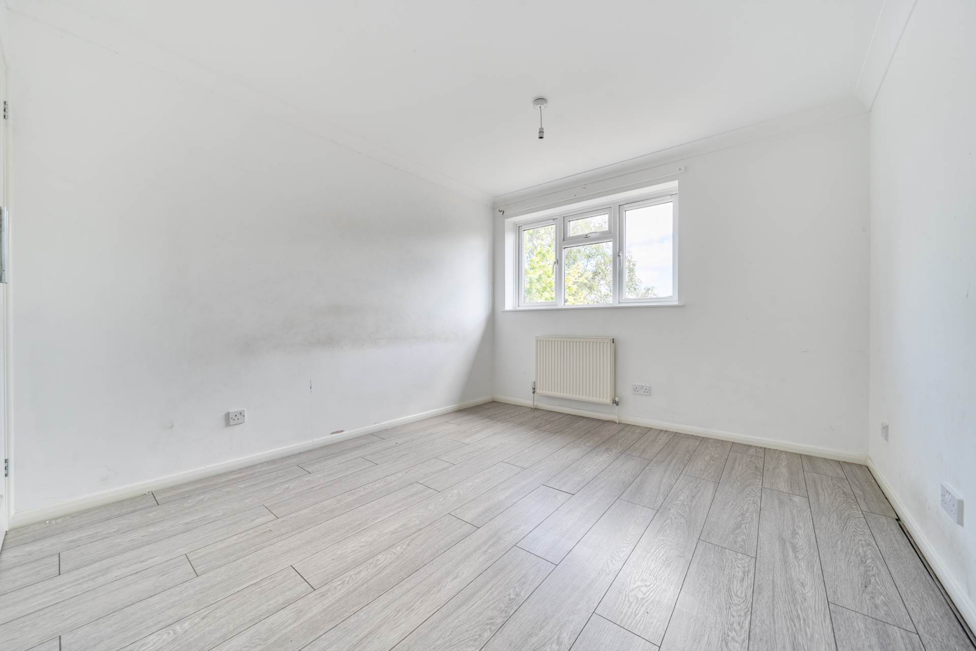 Tyne Crescent, Bedford, Image 16
