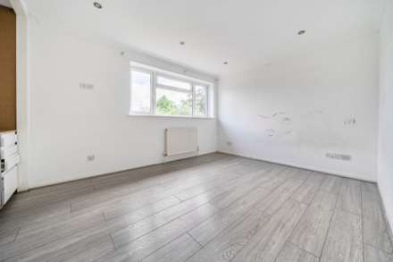 Tyne Crescent, Bedford, Image 15