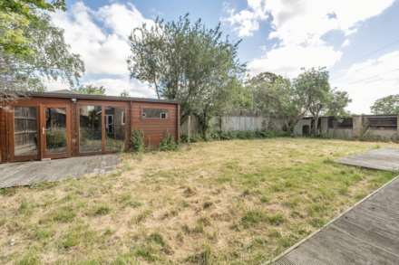 Tyne Crescent, Bedford, Image 4
