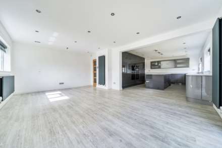 Tyne Crescent, Bedford, Image 7