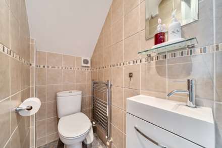 Leyside, Bromham, Image 18