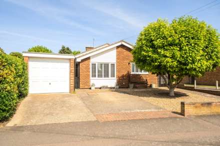 Cricket Lane, Goldington, Image 1