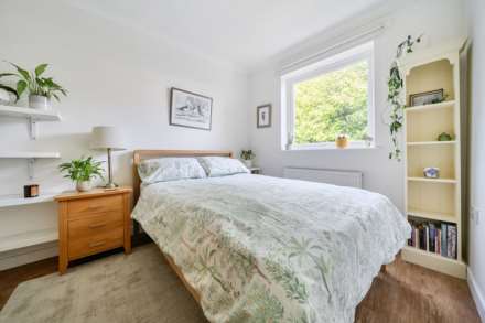 Cricket Lane, Goldington, Image 11
