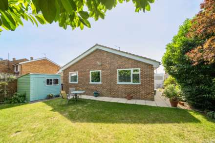 Cricket Lane, Goldington, Image 17