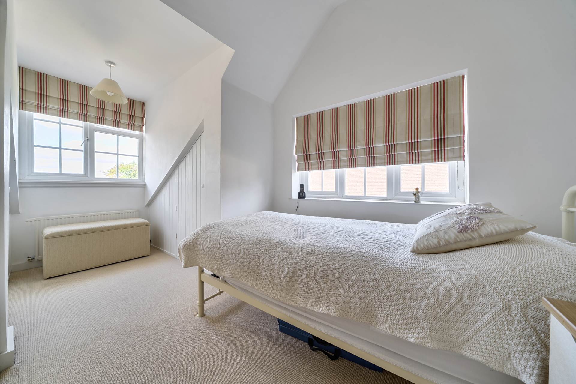 Church End, Biddenham, Image 12