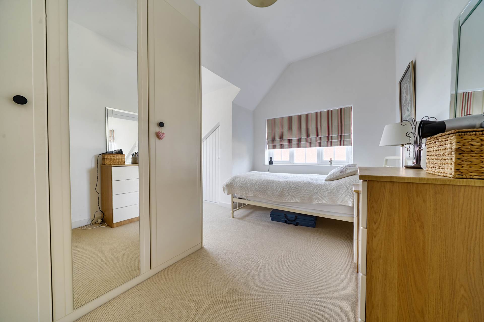 Church End, Biddenham, Image 13
