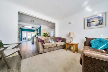 Church End, Biddenham, Image 4