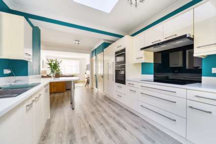 Church End, Biddenham, Image 6