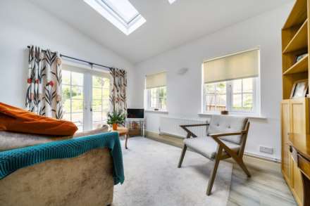 Church End, Biddenham, Image 7