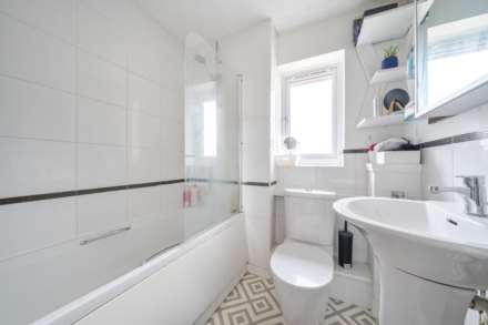 Deep Spinney, Biddenham, Image 13