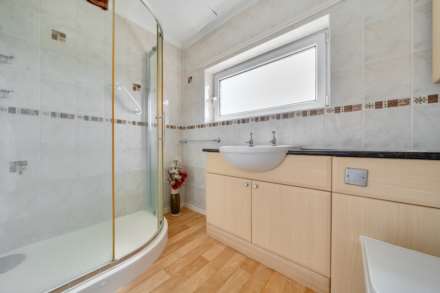 Haylands Way, Bedford, Image 17