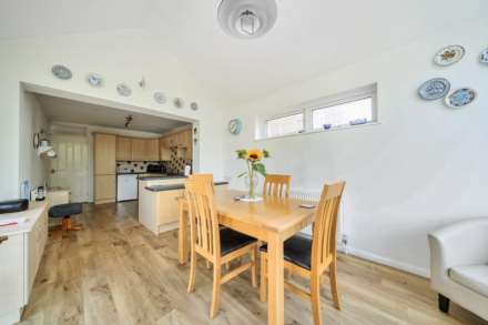 Arun Close, Brickhill, Image 9