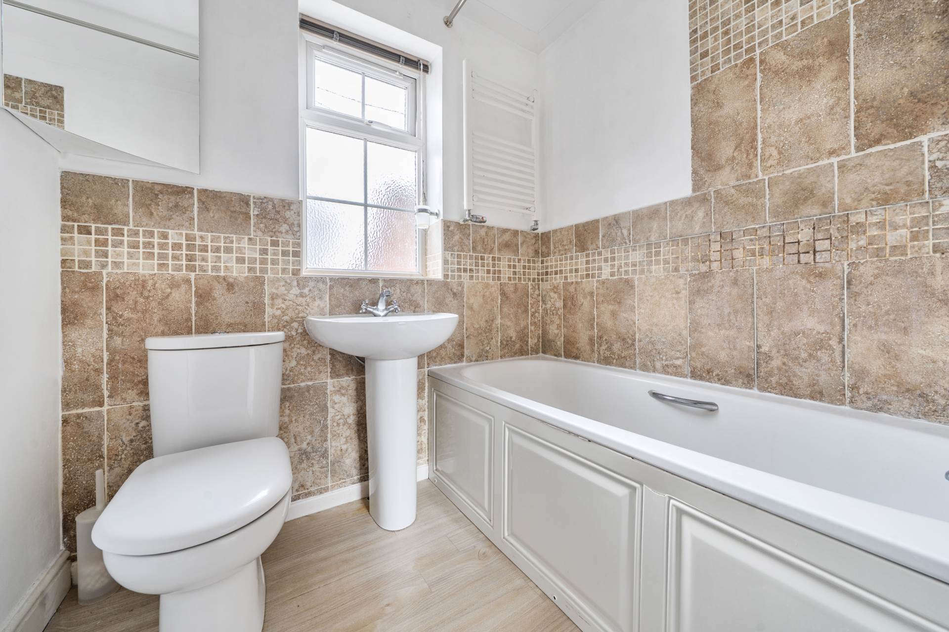 Queens Close, Biddenham, Image 14