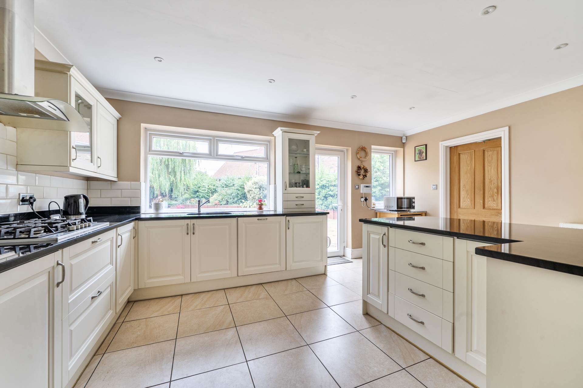 Queens Close, Biddenham, Image 3