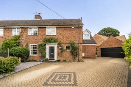 Queens Close, Biddenham