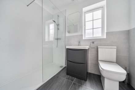 Queens Close, Biddenham, Image 10