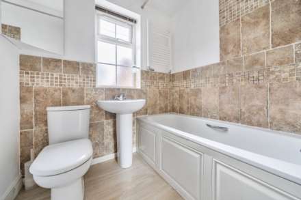 Queens Close, Biddenham, Image 14