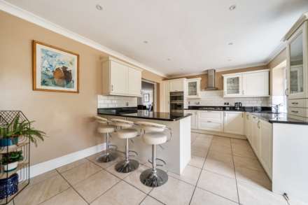 Queens Close, Biddenham, Image 8