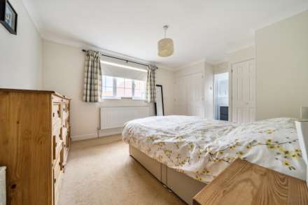 Queens Close, Biddenham, Image 9
