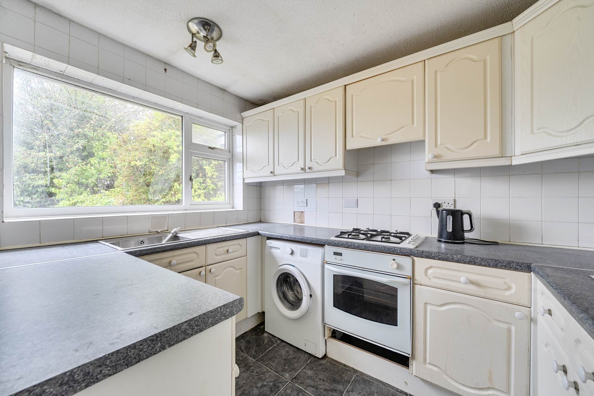 Birkdale Road, Bedford, Image 3