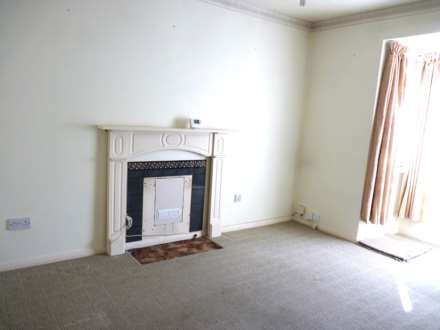 Hurst Grove, Bedford, Image 2