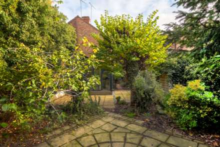 Conduit Road, Bedford, Image 24