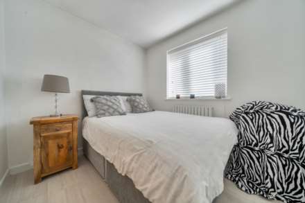Douglas Road, Bedford, Image 13