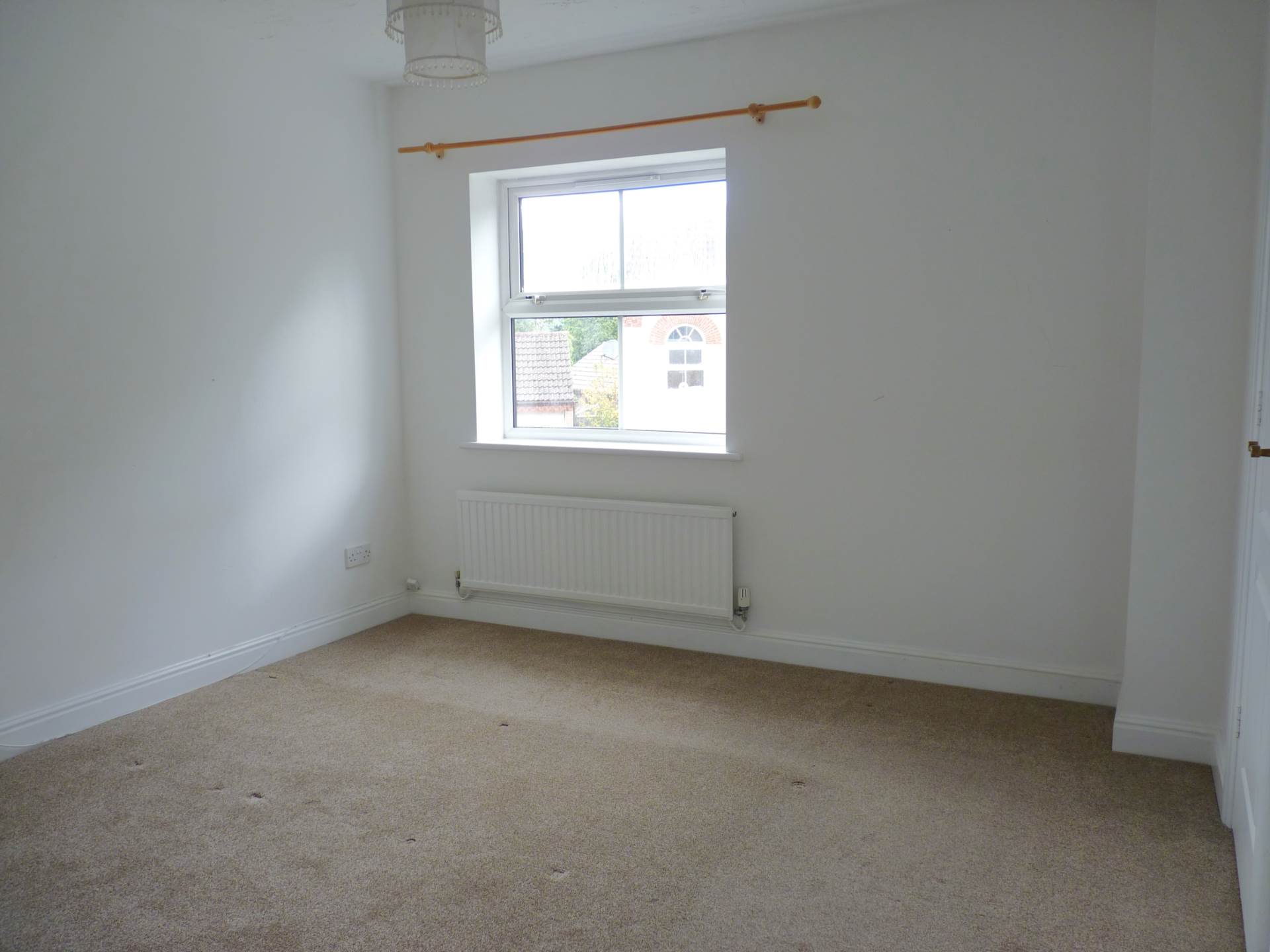 Wood Close, Biddenham., Image 10