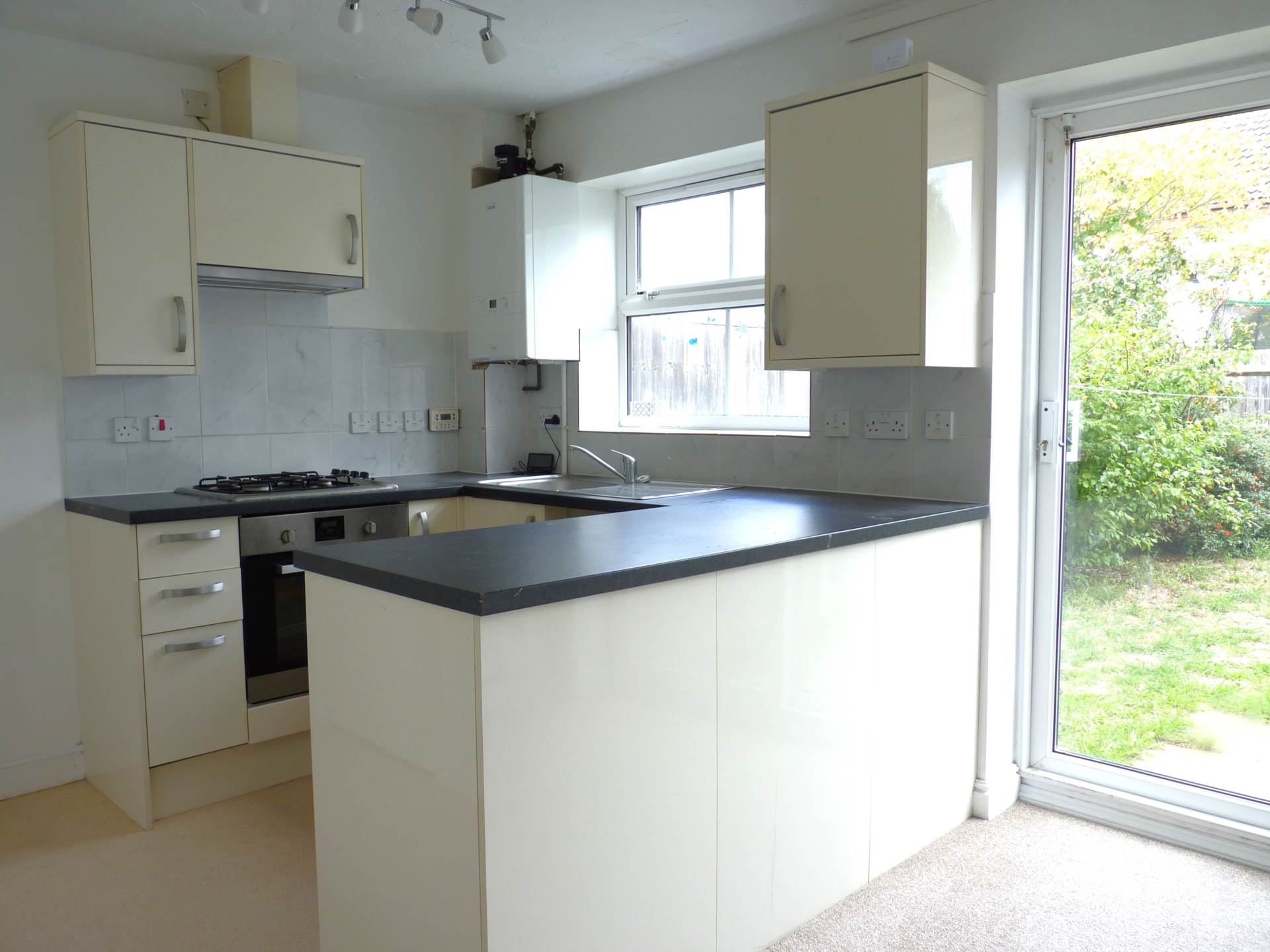 Wood Close, Biddenham., Image 2