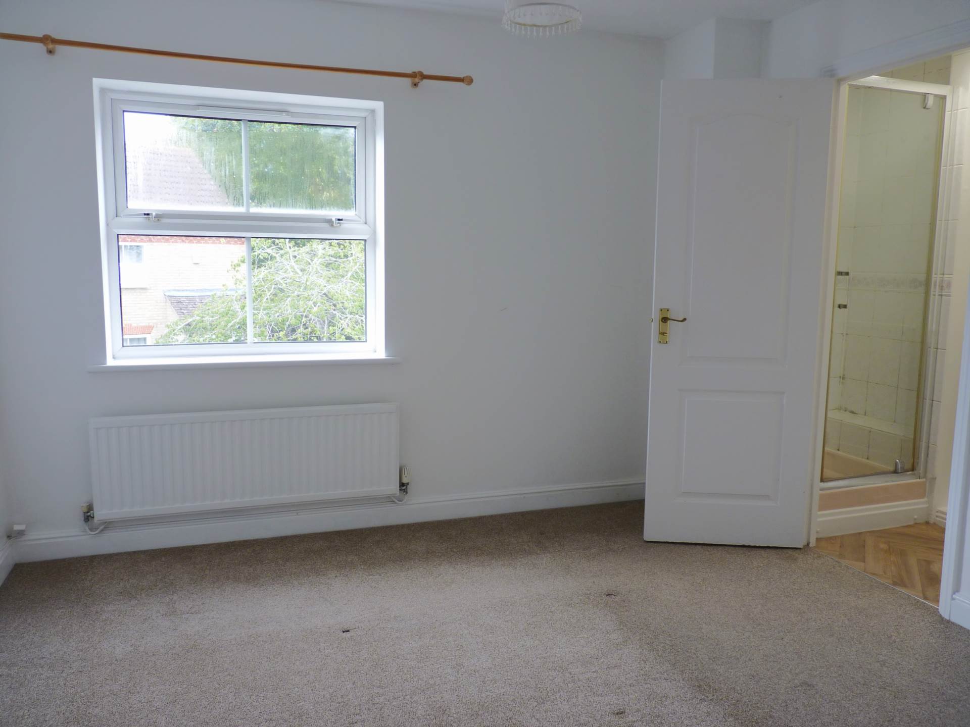 Wood Close, Biddenham., Image 7