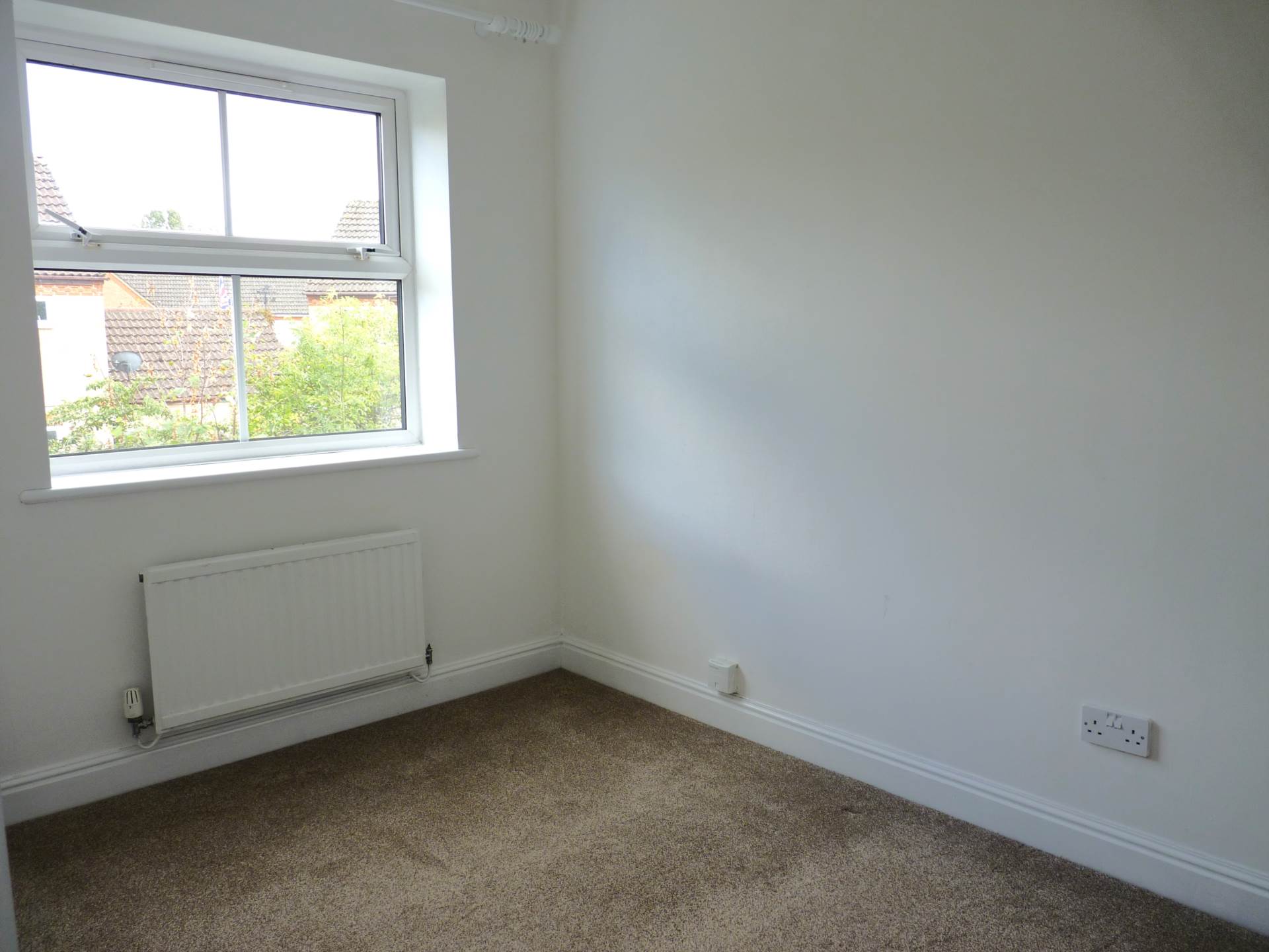 Wood Close, Biddenham., Image 8