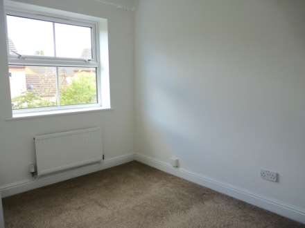 Wood Close, Biddenham., Image 8