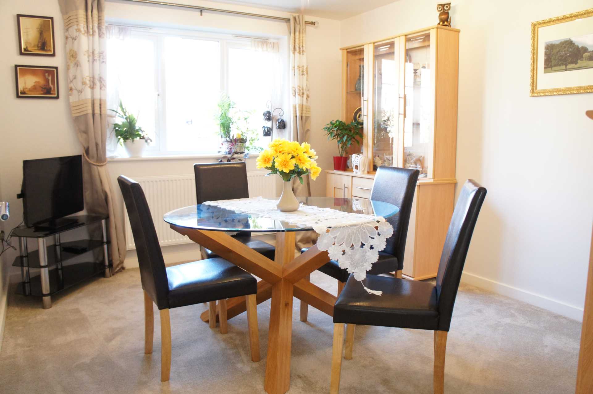 St James Way, Biddenham, Image 4