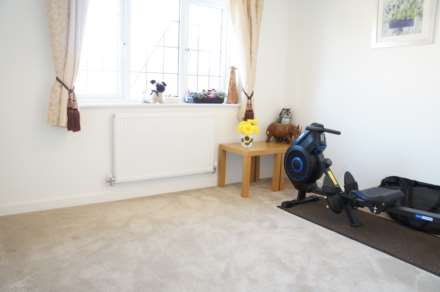 St James Way, Biddenham, Image 11