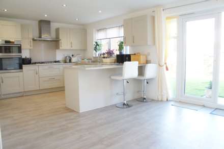 St James Way, Biddenham, Image 3