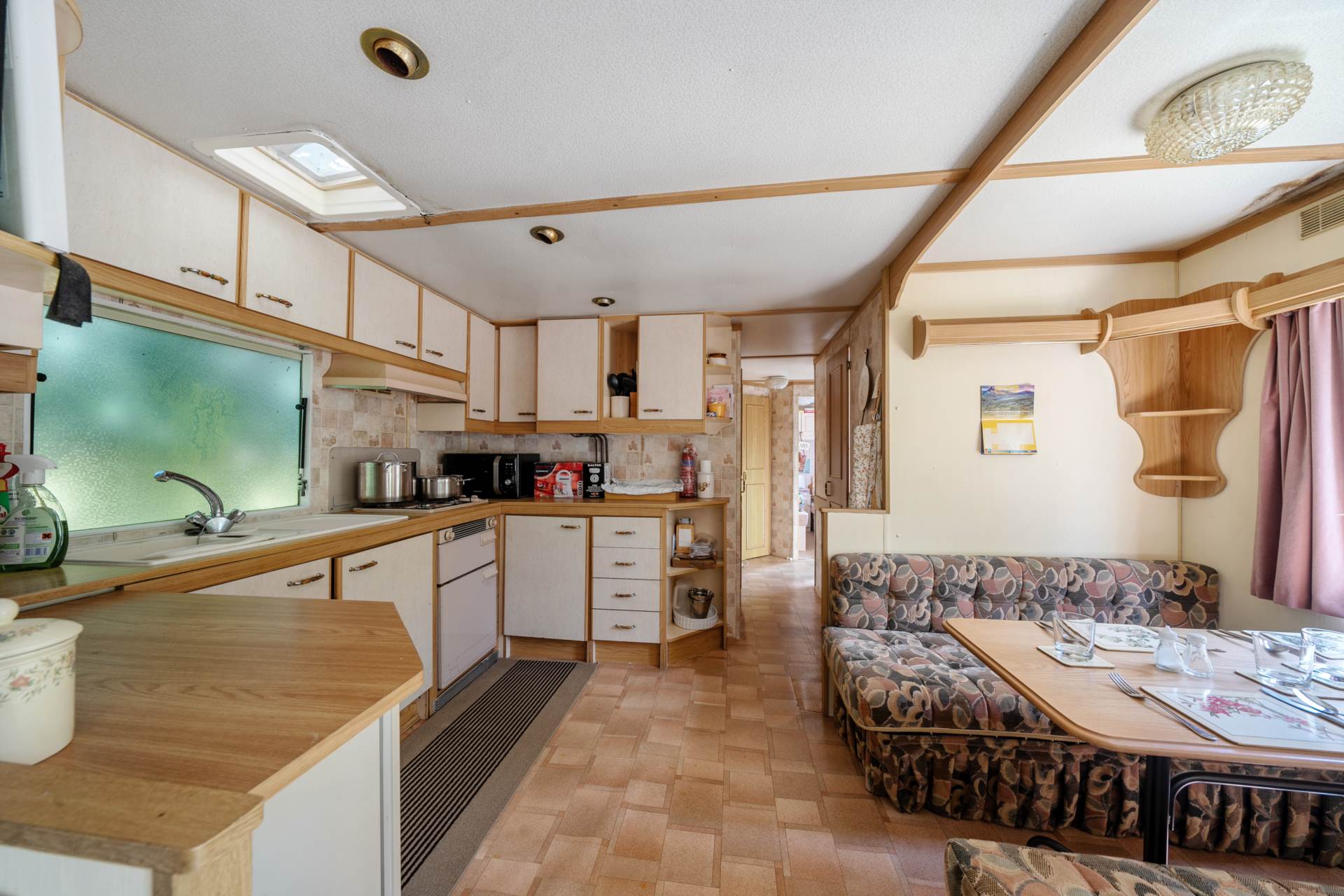 Molivers Lane, Bromham, Image 14