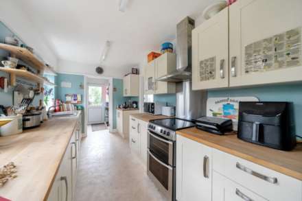 Molivers Lane, Bromham, Image 5