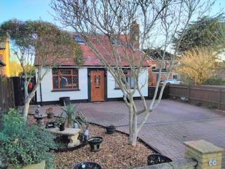 Avenue Road, Rushden, Image 11