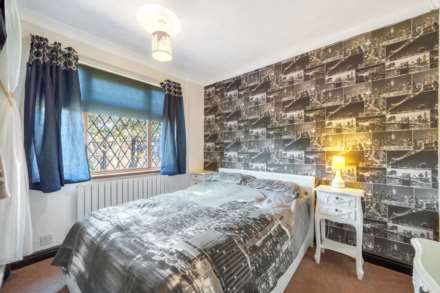 Avenue Road, Rushden, Image 5