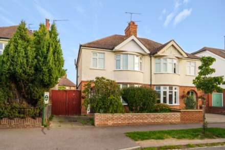 3 Bedroom Semi-Detached, Manor Road, Bedford