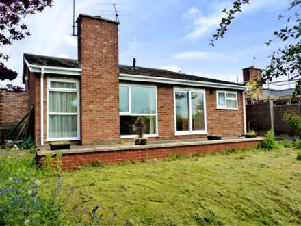 Godwin Close, Bromham, Image 9