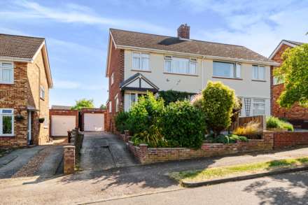 3 Bedroom Semi-Detached, Curlew Crescent, Bedford