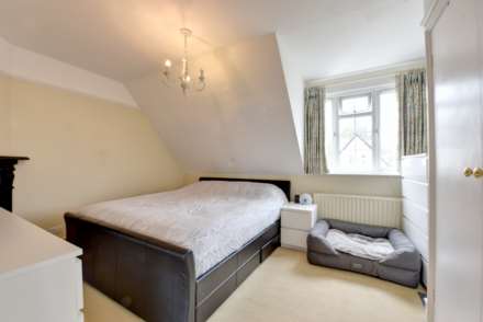 Northfield Road, Lower Shiplake, Henley-On-Thames, Image 8