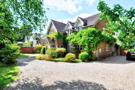 Property For Sale New Road, Lower Shiplake, Henley On Thames