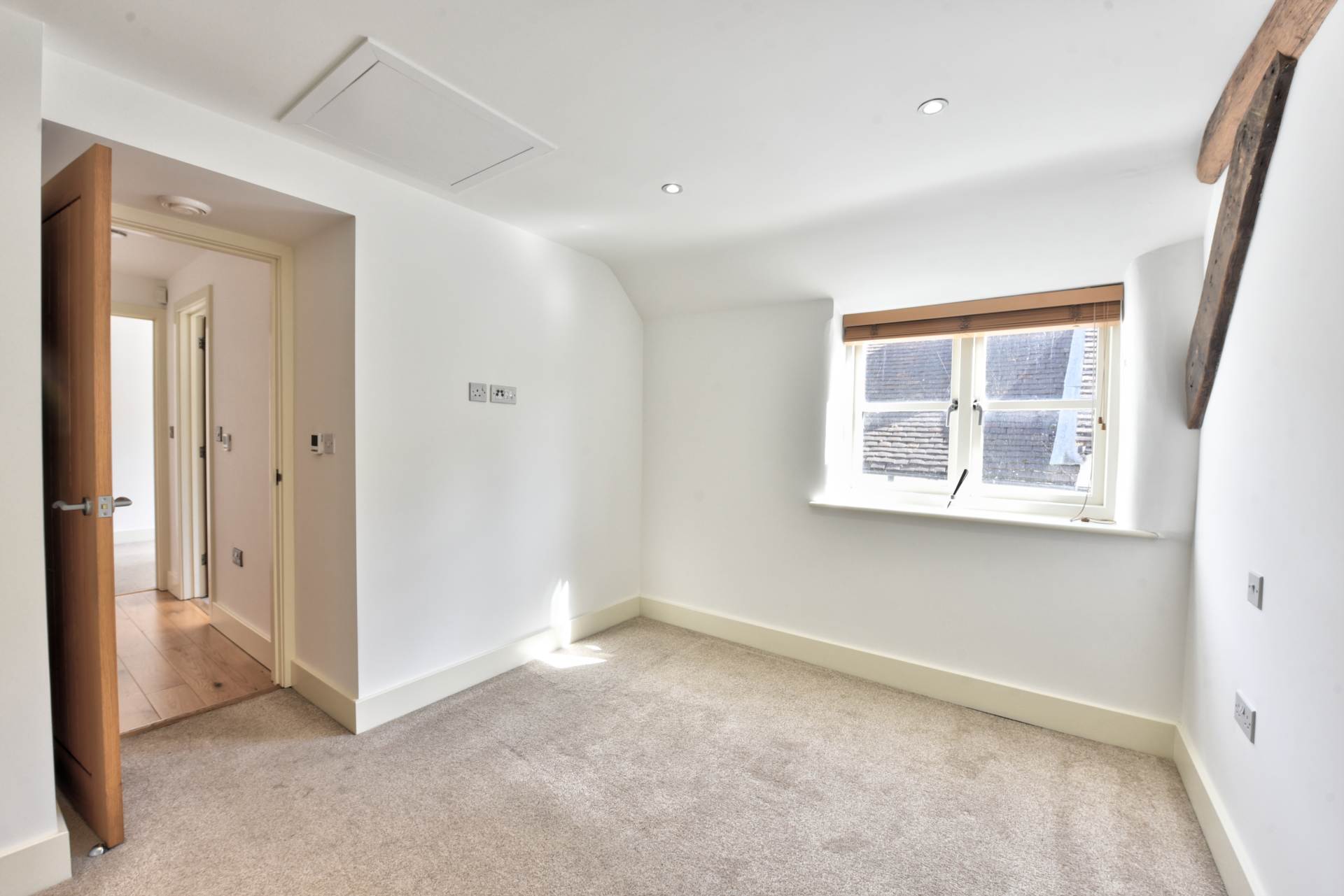 St Marys Court, Market Place, Henley-On-Thames, Image 6