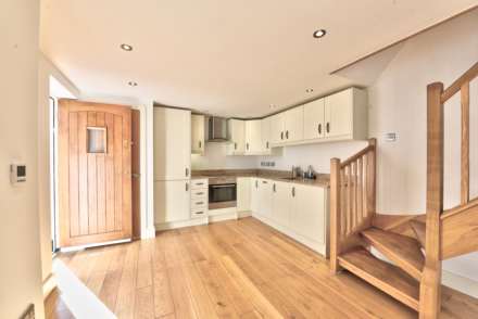 St Marys Court, Market Place, Henley-On-Thames, Image 2