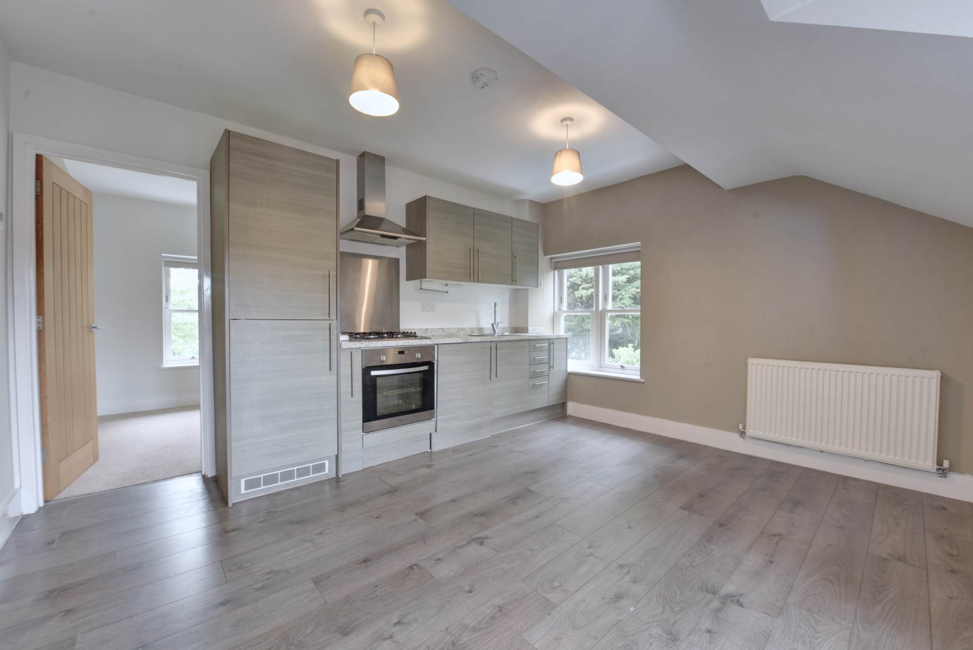 Deanfield Avenue, Henley-On-Thames, Image 2