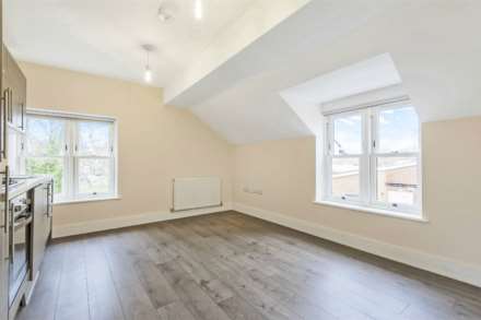 Deanfield Avenue, Henley-On-Thames, Image 4
